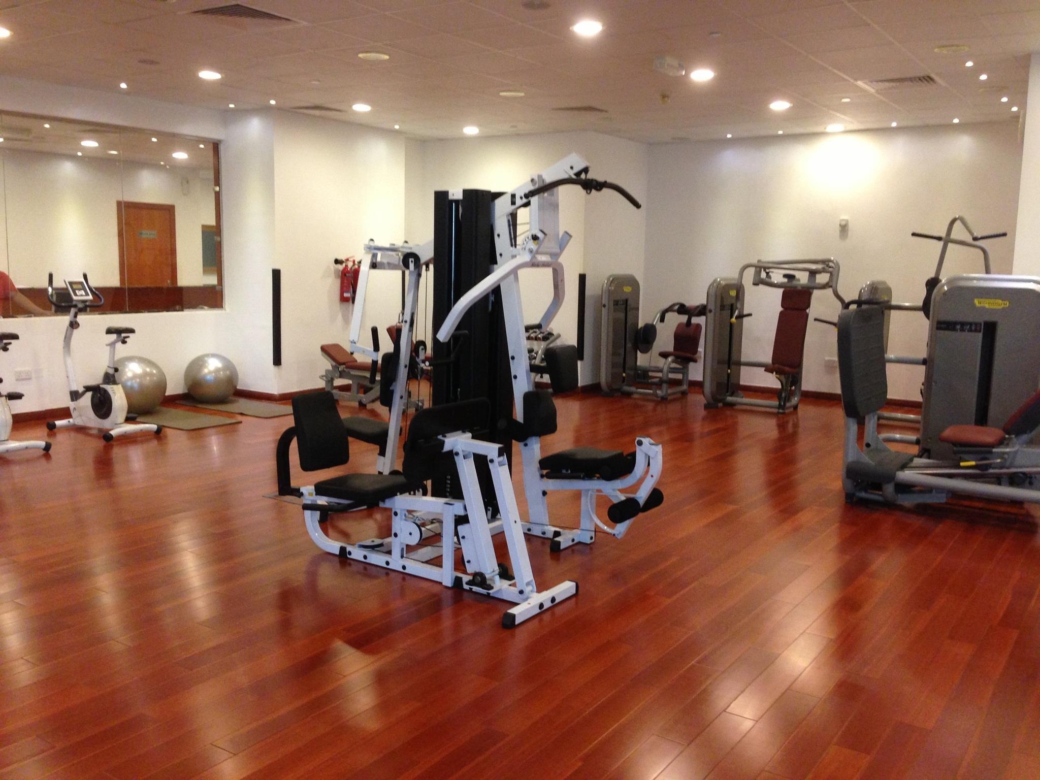 Golden Tulip Sharjah Aparthotel Εξωτερικό φωτογραφία
