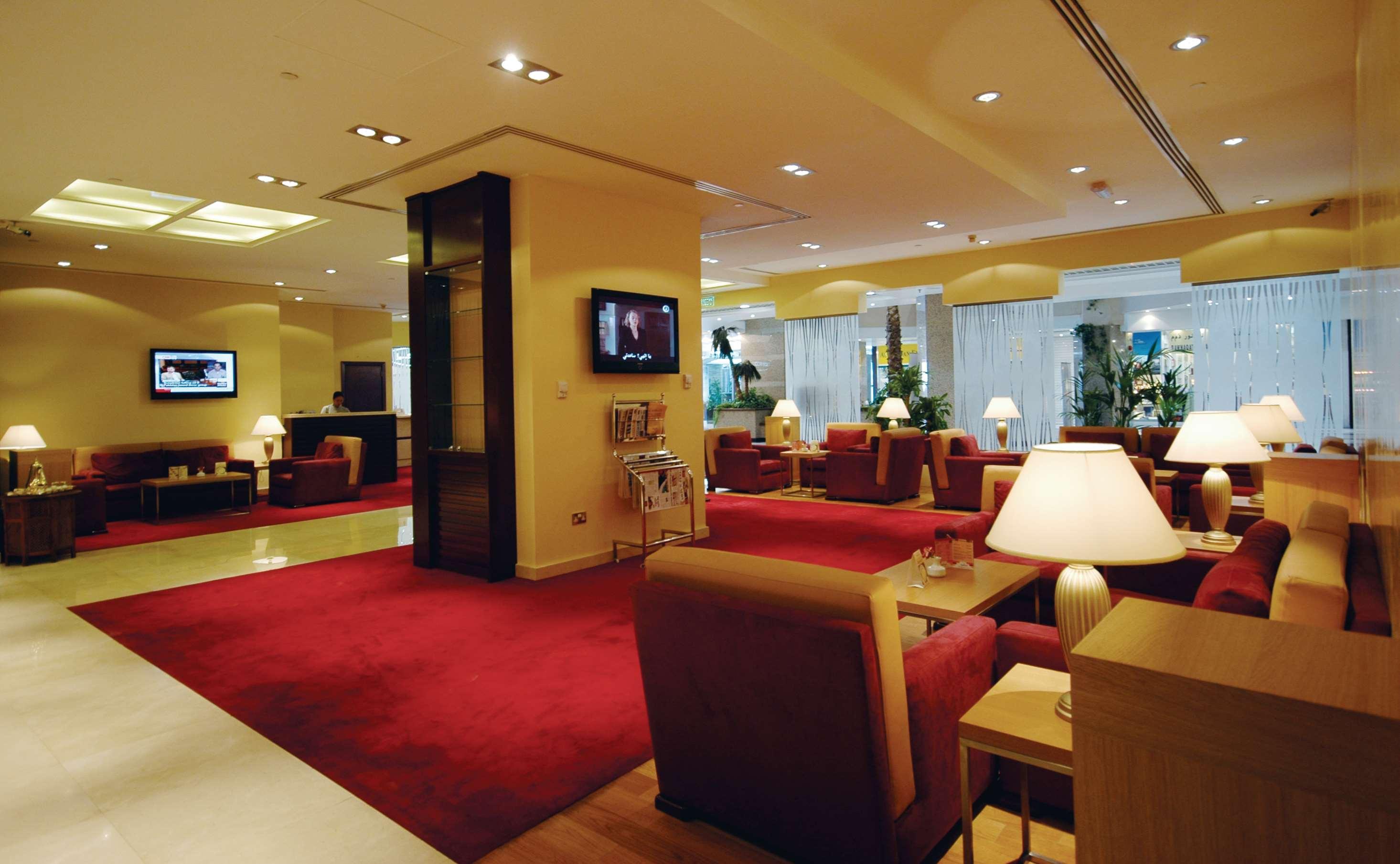 Golden Tulip Sharjah Aparthotel Εξωτερικό φωτογραφία